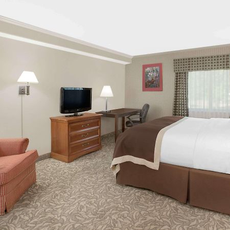 Hotel Baymont By Wyndham Jackson Extérieur photo