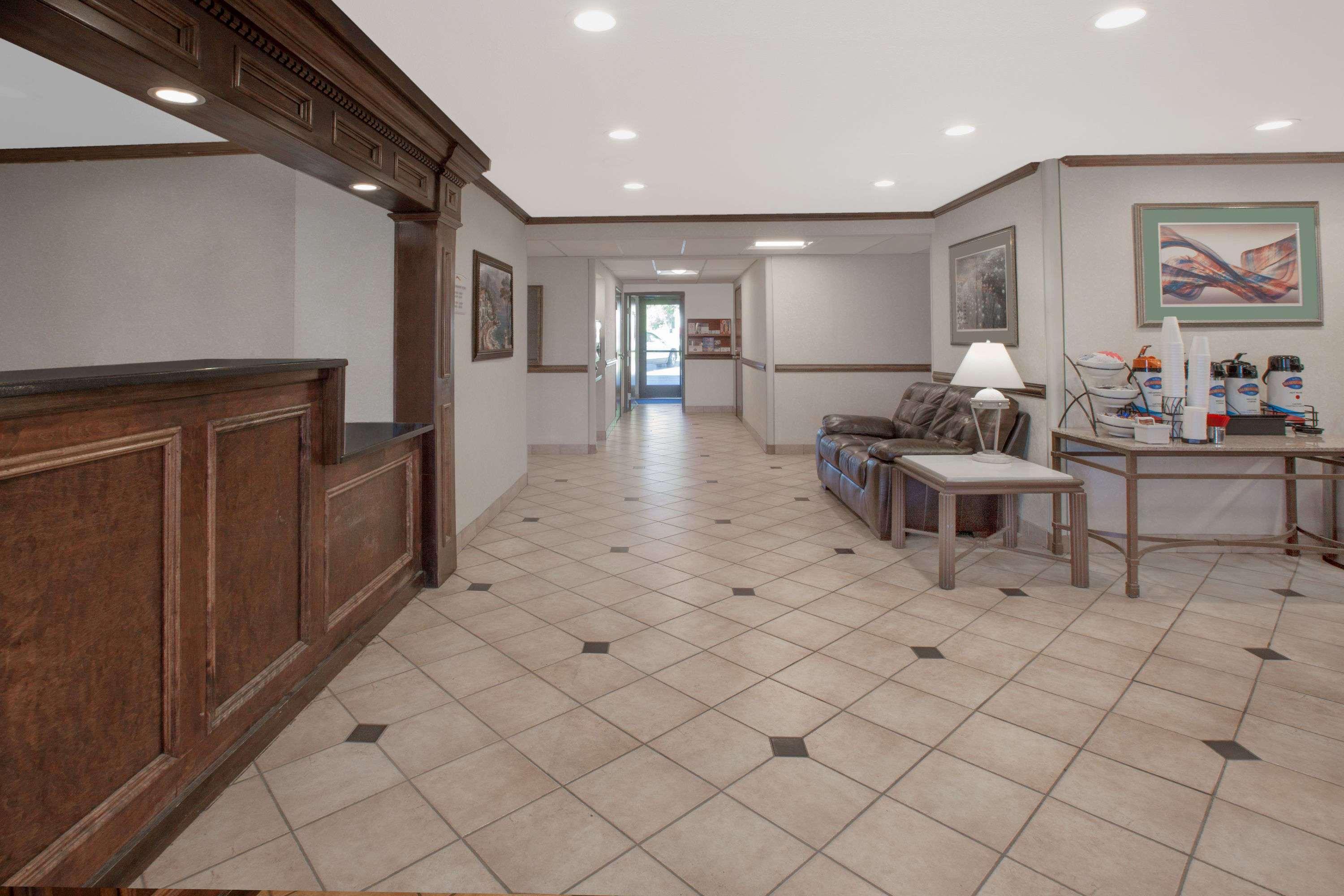 Hotel Baymont By Wyndham Jackson Extérieur photo
